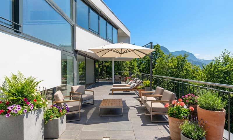 Moderne Villa mit Seeblick 5.5 Zimmer mit Pool in Canobbio (1)