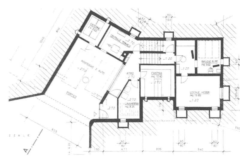 Geräumige 6.5-Zimmer-Villa mit großem Garten in Curio (9)