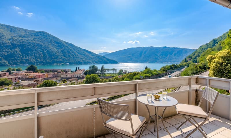 Charming Semi-Detached House 6.5 Rooms with Lake View in Maroggia (2)
