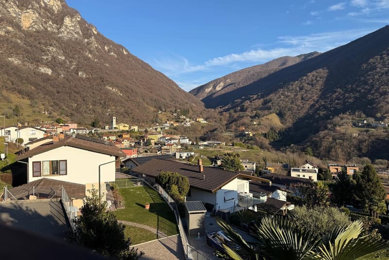 Beautiful 4-room villa with 2 terraces and garden in Arogno (10)