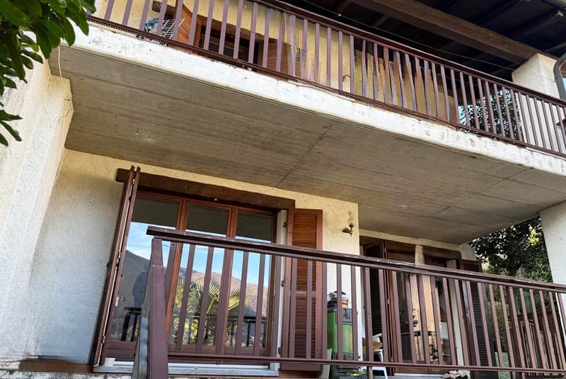 Beautiful 4-room villa with 2 terraces and garden in Arogno (5)