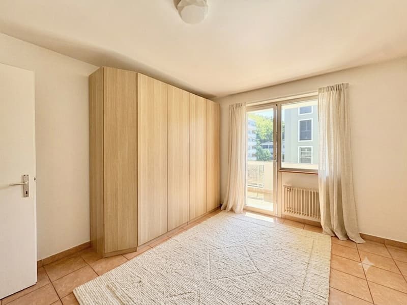 Spacious and bright 3.5-room apartment with two terraces in Morbio Inferiore (8)