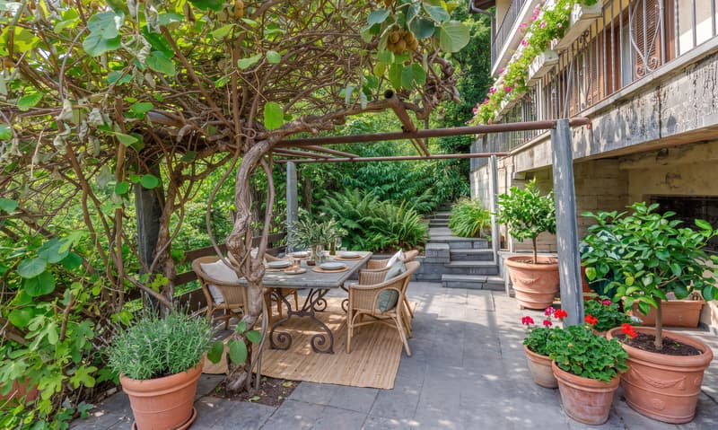 Beautiful Ticinese house with 5.5 rooms and lake view in Cugnasco (7)