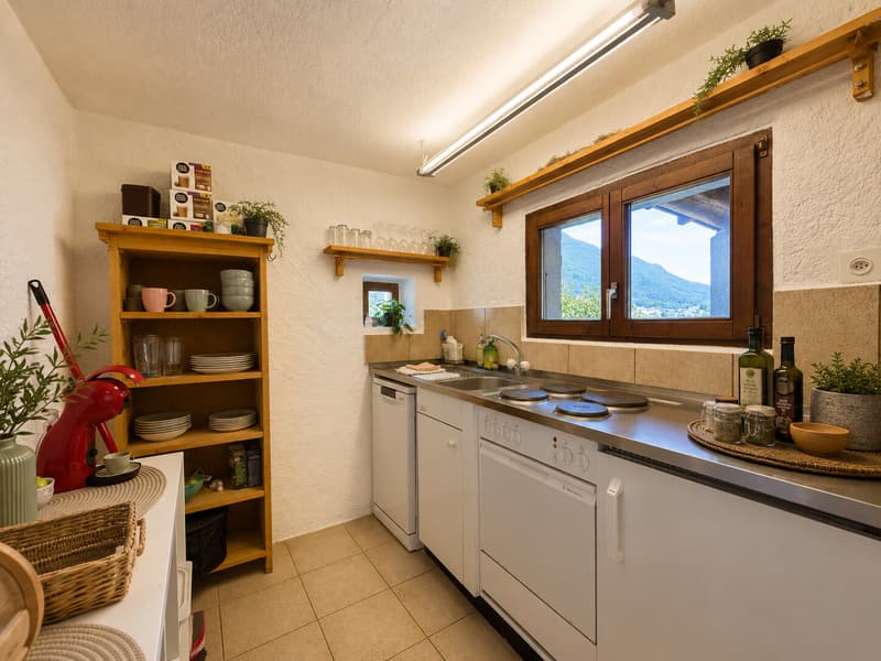 Cozy House with 3.5 Rooms and Historic Charm in Camignolo (4)