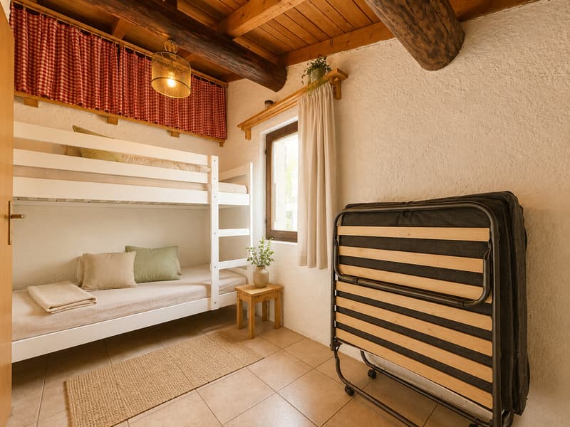 Cozy House with 3.5 Rooms and Historic Charm in Camignolo (8)