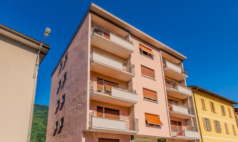 GRANDE E MODERNO 3.5 LOCALI INTERAMENTE RINNOVATO A TAVERNE (8)