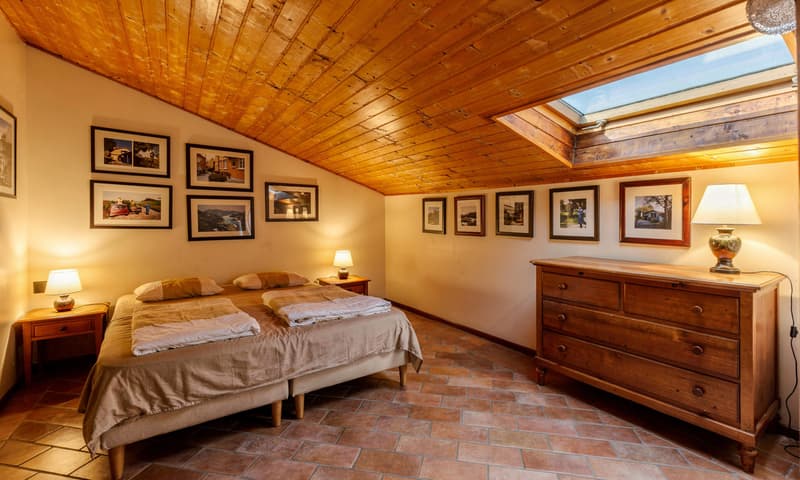Nuclear Home with 4 Apartments in Barbengo (9)