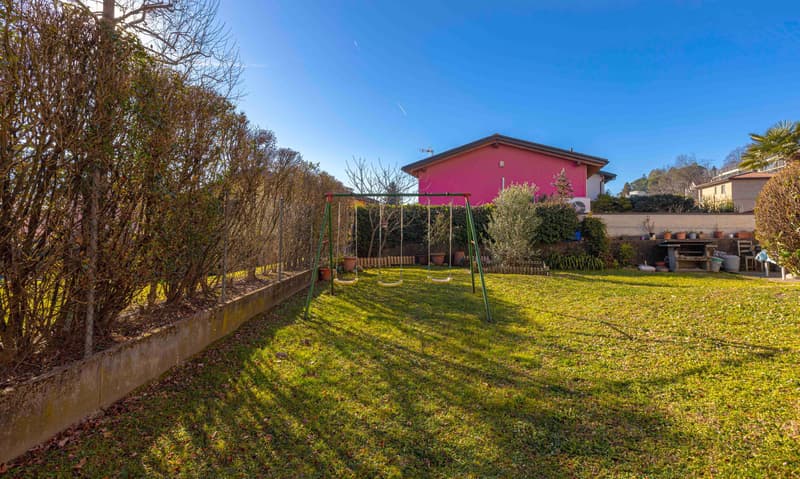 3.5 LOCALI RISTRUTTURATO CON VISTA APERTA NEL VERDE A STABIO (8)