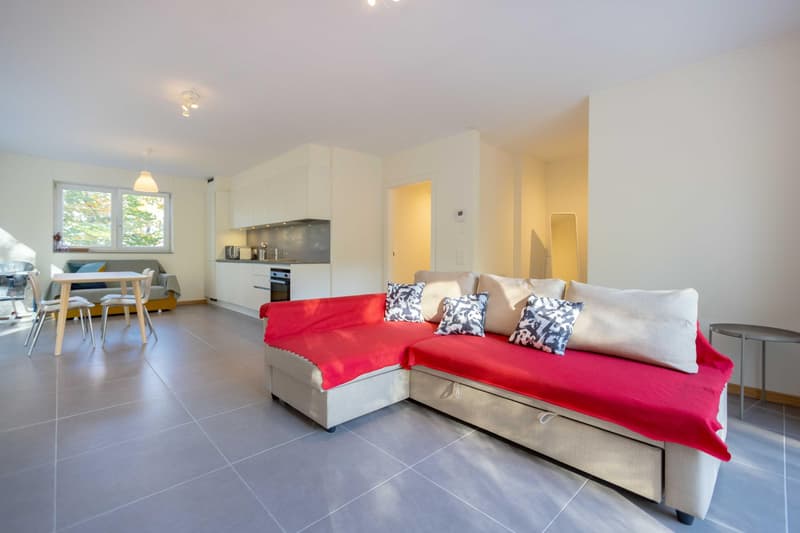 Spacious 3.5-room apartment with large garden in Breganzona (4)