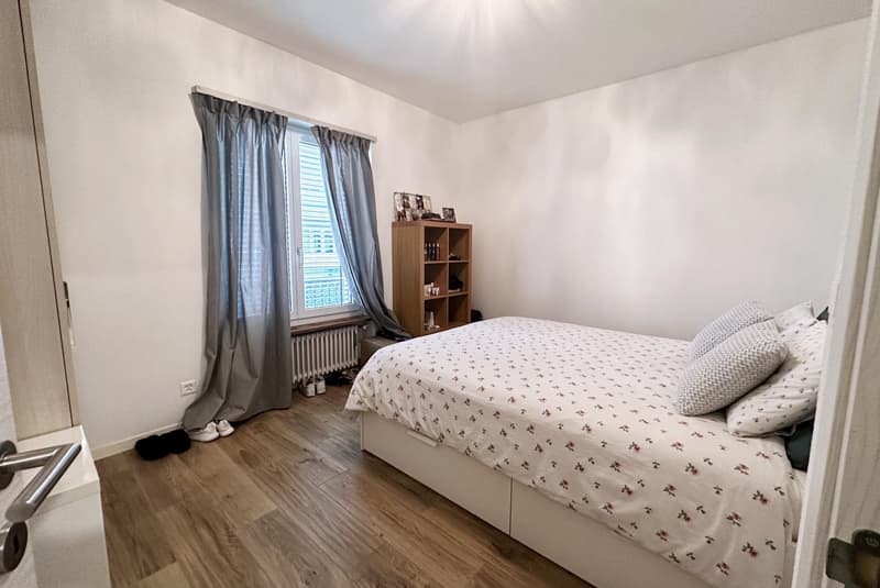 SPACIOUS 4.5-ROOM APARTMENT LIKE NEW WITH BALCONY IN LUGANO BREGANZONA (7)