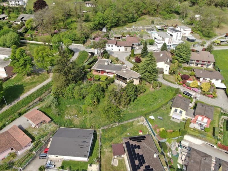 AMPIO TERRENO EDIFICABILE CON PROGETTO APPROVATO A MEZZOVICO (5)