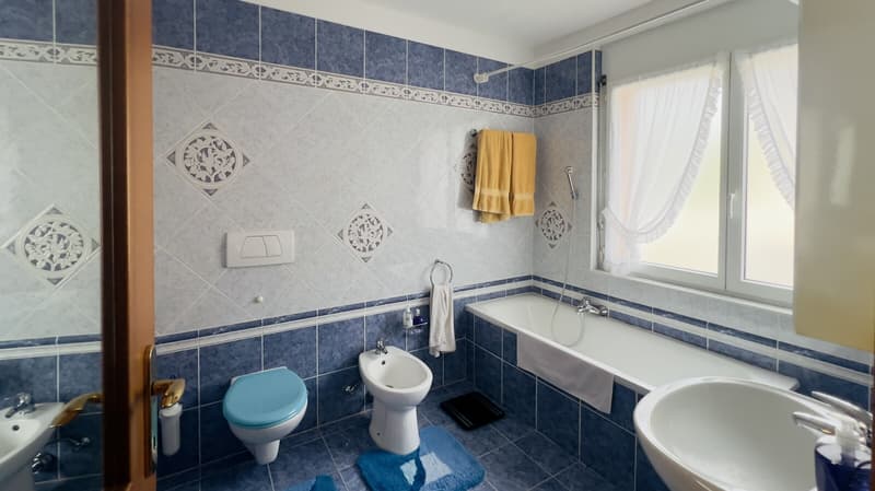 SPLENDIDA VILLA 7.5 LOCALI CON GIARDINO PRIVATO A MONTEGGIO (6)