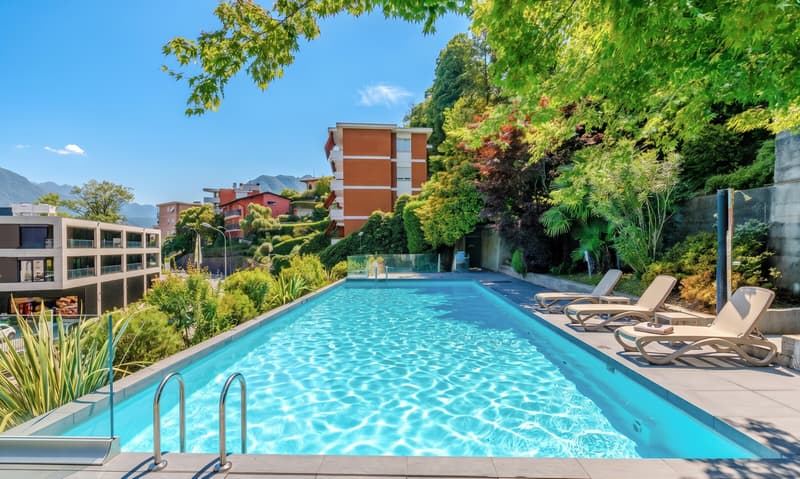 GRANDE 4.5 LOCALI CON BALCONE E PISCINA A LUGANO CENTRO (3)