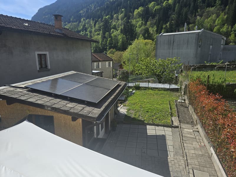 MERAVIGLIOSA MODERNA CASETTA DI VACANZA CON GIARDINO A FAIDO (3)