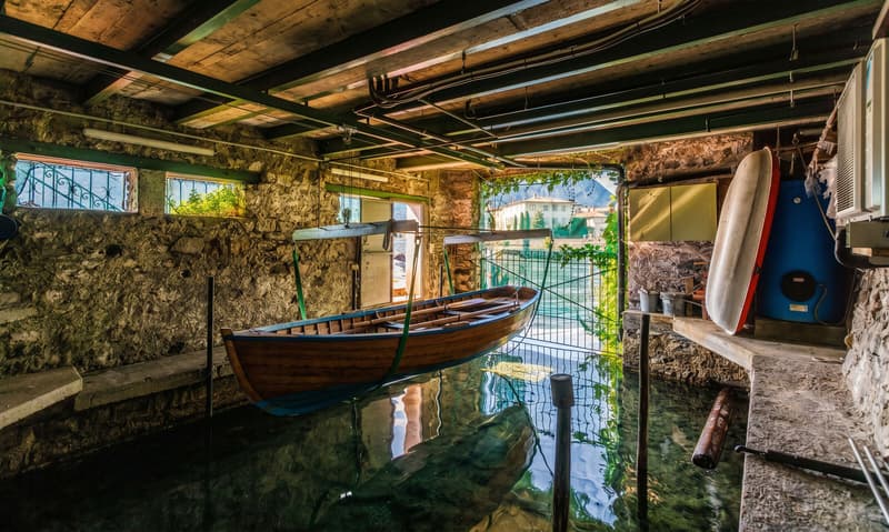 BELLA CASA INDIPENDENTE DI 3.5 LOCALI CON DARSENA A BISSONE (8)