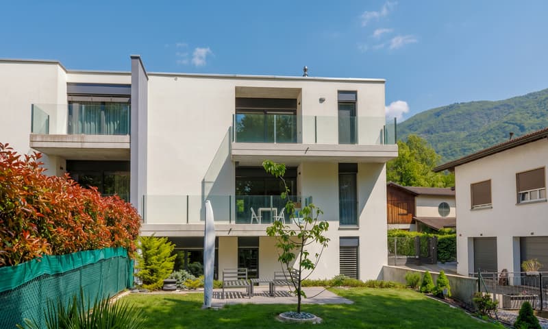 ELEGANTE APPARTAMENTO 4.5 LOCALI CON TERRAZZA A DINO (9)