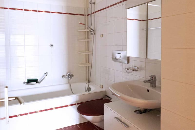 APPARTAMENTO 2.5 LOCALI CON BALCONE AD AGNO MONDONICO (7)