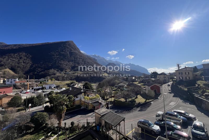 3.5 LOCALI DI CHARME RINNOVATO ALL'ULTIMO PIANO AD AROGNO (4)
