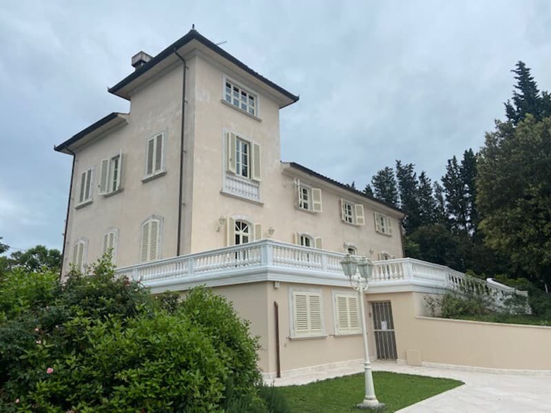 MAGNIFICA VILLA D'EPOCA 10 LOCALI ALLE PORTE DI FIRENZE (1)