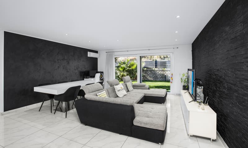 MODERNA E AMPIA VILLA BIFAMILIARE 6.5 CON PISCINA A BEDANO (3)