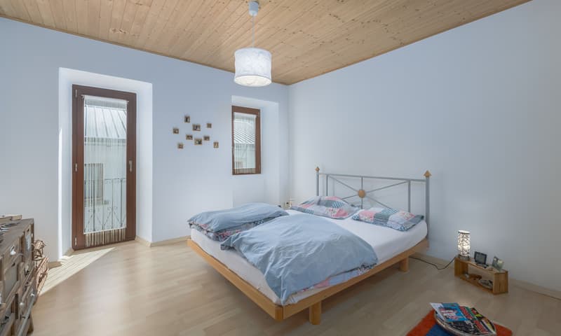 LUMINOSA E CARATTERISTICA CASA 4.5 LOCALI NEL VERDE AD ARZO (6)
