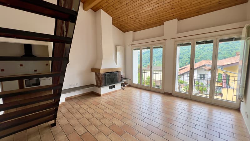 AFFARE - CONFORTEVOLE DUPLEX 3.5 LOCALI NEL CUORE DI PURASCA (1)
