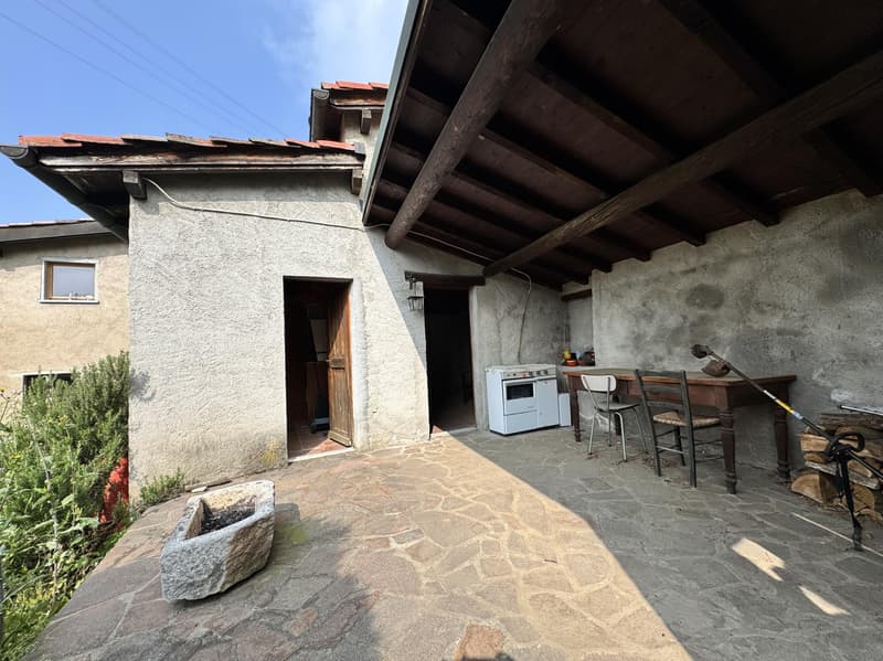 AMPIA CASA 5.5 LOCALI CON GIARDINO PRIVATO A SCAREGLIA (7)