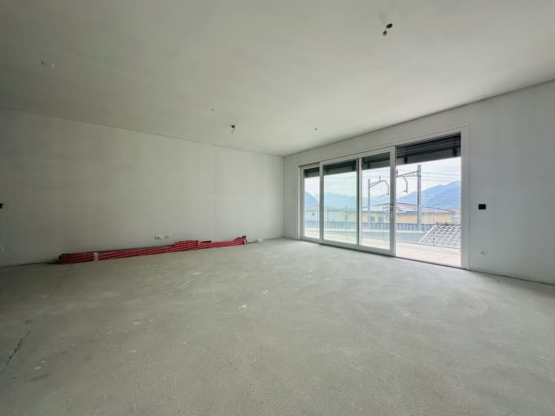 NUOVO 4.5 LOCALI CON BALCONE E VISTA APERTA A BELLINZONA (7)