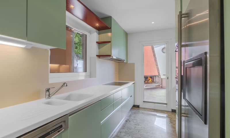 ESCLUSIVA VILLA 5.5 CON PISCINA E VISTA MOZZAFIATO A MUZZANO (5)