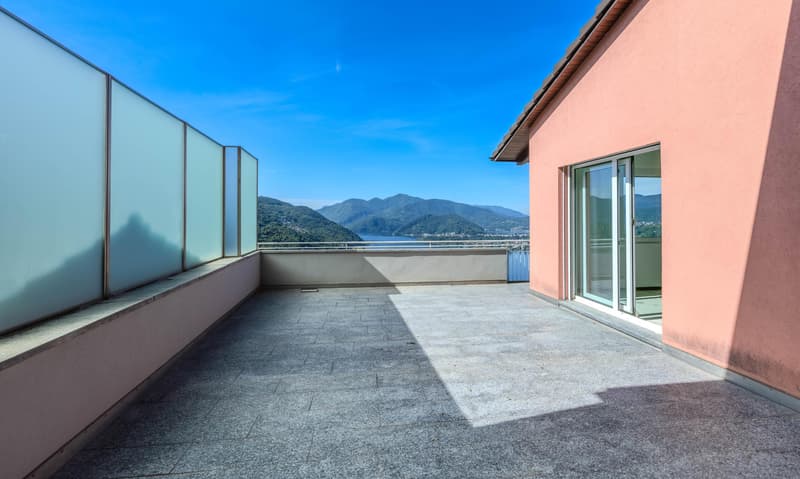 ESCLUSIVA VILLA 5.5 CON PISCINA E VISTA MOZZAFIATO A MUZZANO (7)