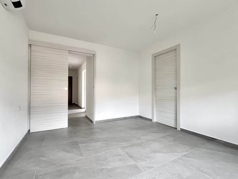 LUMINOSO 3.5 LOCALI COME NUOVO CON TERRAZZA A MENDRISIO (7)
