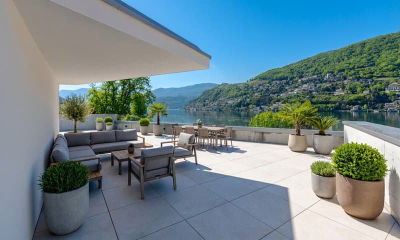 SPLENDIDA VILLA VISTA LAGO CON POSTO BARCA A BRUSINO ARSIZIO (2)