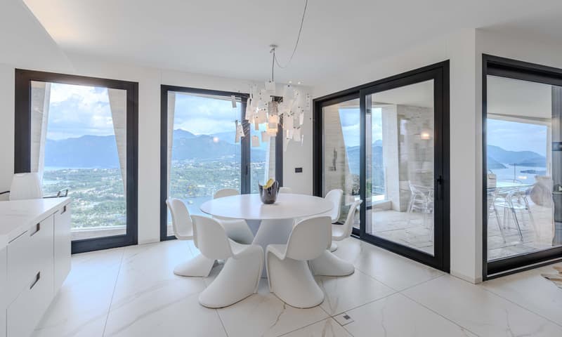 SPETTACOLARE E MODERNO ATTICO 4.5 VISTA LAGO A VERNATE (3)