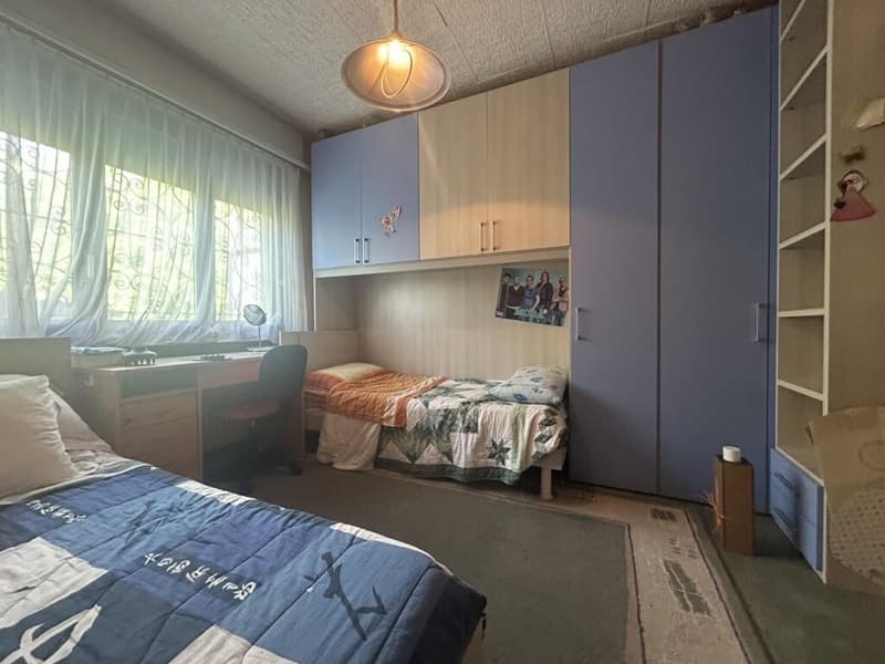 SPAZIOSA CASA DI 6 LOCALI CON AMPIO GIARDINO A CRESCIANO (6)
