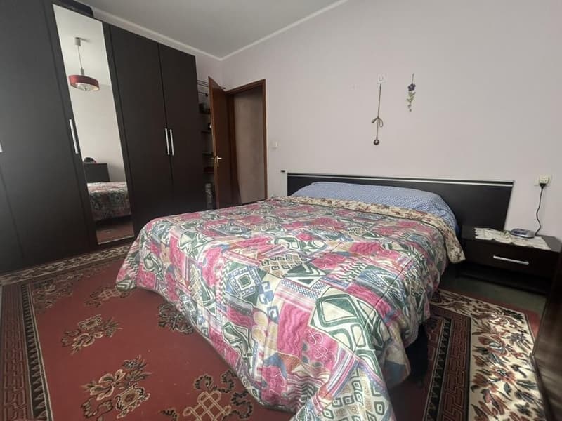 SPAZIOSA CASA DI 6 LOCALI CON AMPIO GIARDINO A CRESCIANO (5)