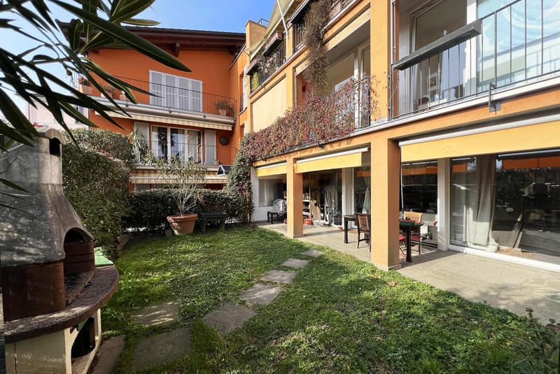 AMPIO DUPLEX 3.5 LOCALI CON GIARDINO PRIVATO AD AGNO (1)