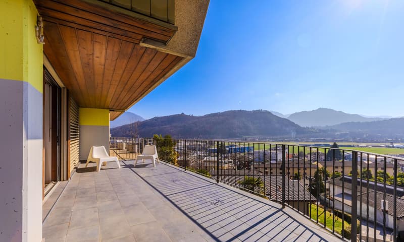 STUPENDA VILLA GEMELLA 5.5 CON VISTA LAGO PARZIALE AD AGNO (1)