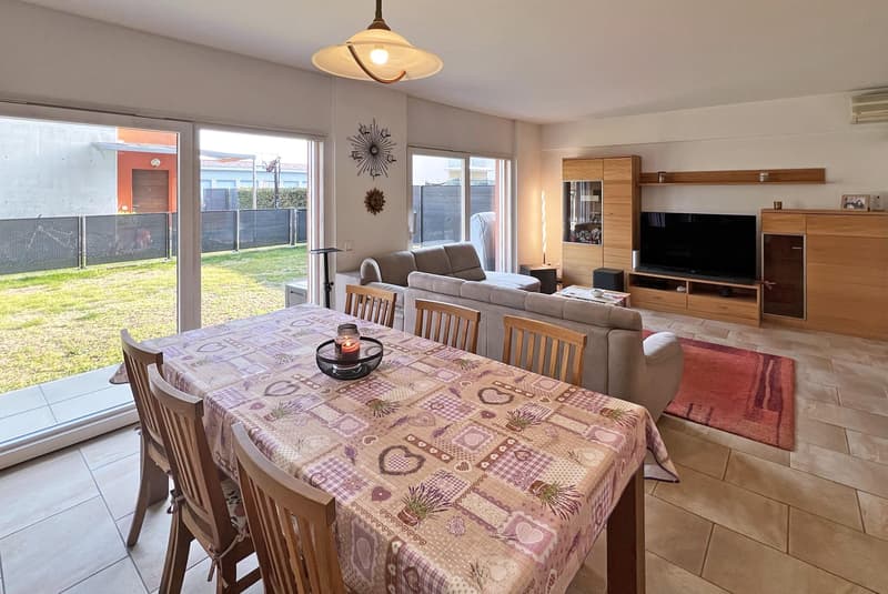 AMPIA VILLA 5.5 LOCALI CON GIARDINO PIANEGGIANTE A BESAZIO (2)