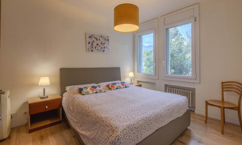 BELLISSIMO E AMPIO 2.5 VISTA LAGO CON TERRAZZA A ROVIO (5)