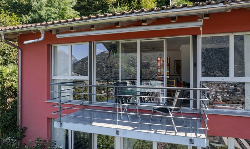 INCANTEVOLE CASA 4.5 NEL VERDE CON VISTA A BELLINZONA-DARO (4)