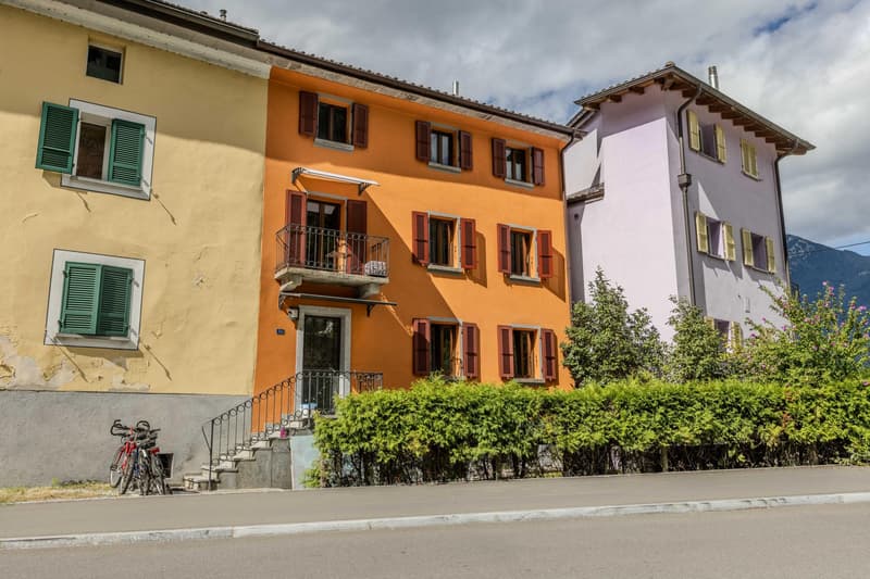 RENT TO BUY - STUPENDA CASA 7.5 LOCALI NEL LOCARNESE (1)