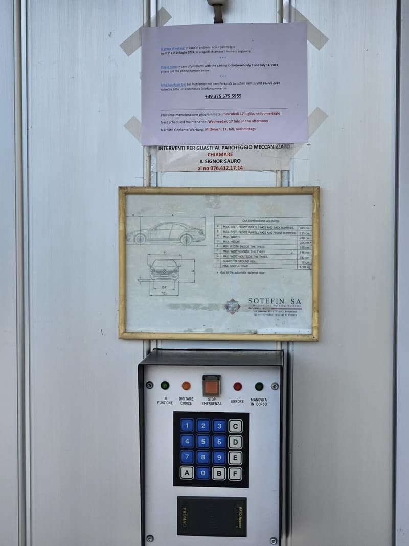 4 COMODI POSTI AUTO IN AUTORIMESSA MECCANIZZATA A MELIDE (4)