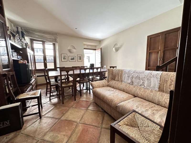CASA STORICA 3.5 LOCALI CON CANTINA VINI A VOLTA A MELIDE (2)