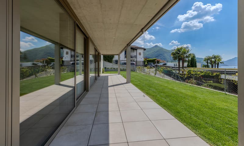 SPLENDIDO 2.5 LOCALI CON GIARDINO E VISTA LAGO A BISSONE (8)