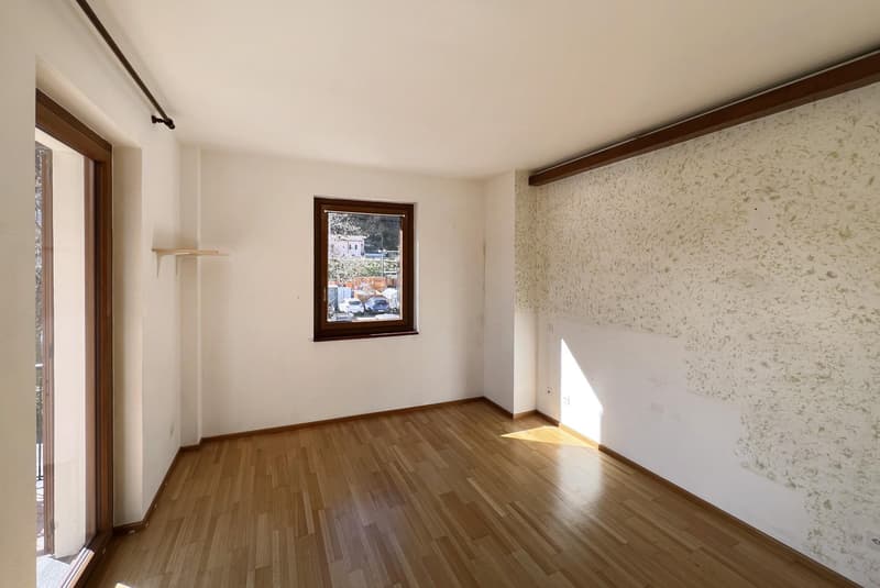 CASA UNIFAMILIARE DI 4.5 LOCALI CON GIARDINO A CHIASSO (6)