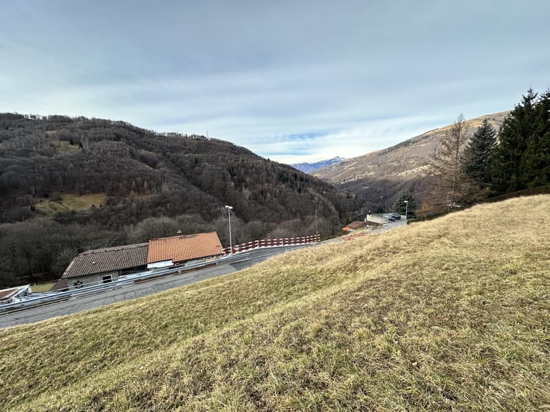 GRANDE TERRENO EDIFICABILE PER 3-4 UNITÃ ABITATIVE A CERTARA (1)