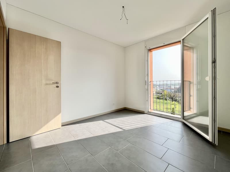 AFFITTASI MODERNO 4.5 LOCALI DUPLEX CON TERRAZZA A STABIO (8)