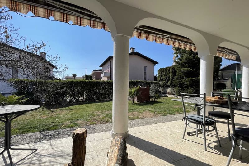 STUPENDA VILLA UNIFAMILIARE 4.5 LOCALI CON GIARDINO A STABIO (3)