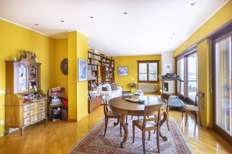 SPLENDIDO ATTICO 4.5 CON VISTA LAGO A CAMPIONE D'ITALIA (1)