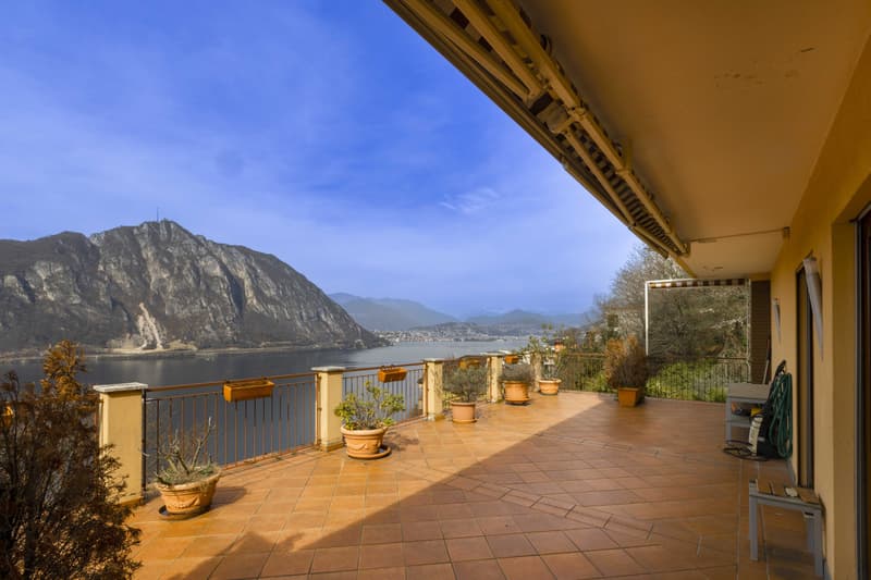 SPLENDIDO ATTICO 4.5 CON VISTA LAGO A CAMPIONE D'ITALIA (3)